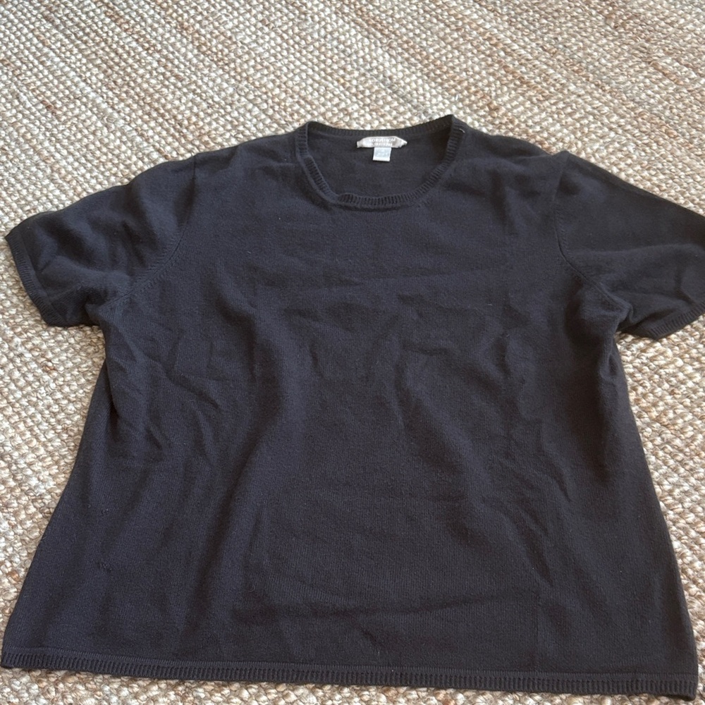 💛Nordstrom Classic Black Crew Neck Sweater